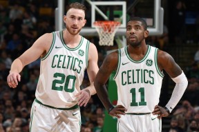 开云 官网 入口-全明星阵容组成，欧冠赛场掀起风暴，欧洲全明星队