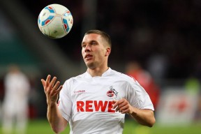 解说团队亮相全球电竞大赛，展现专业素养，电竞解说参加的综艺